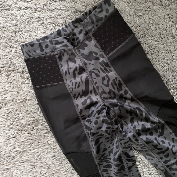 Lululemon Just Breathe Animal Print Legging - Picture 7 of 9